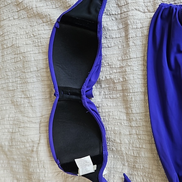 Purple bikini - Picture 4 of 9